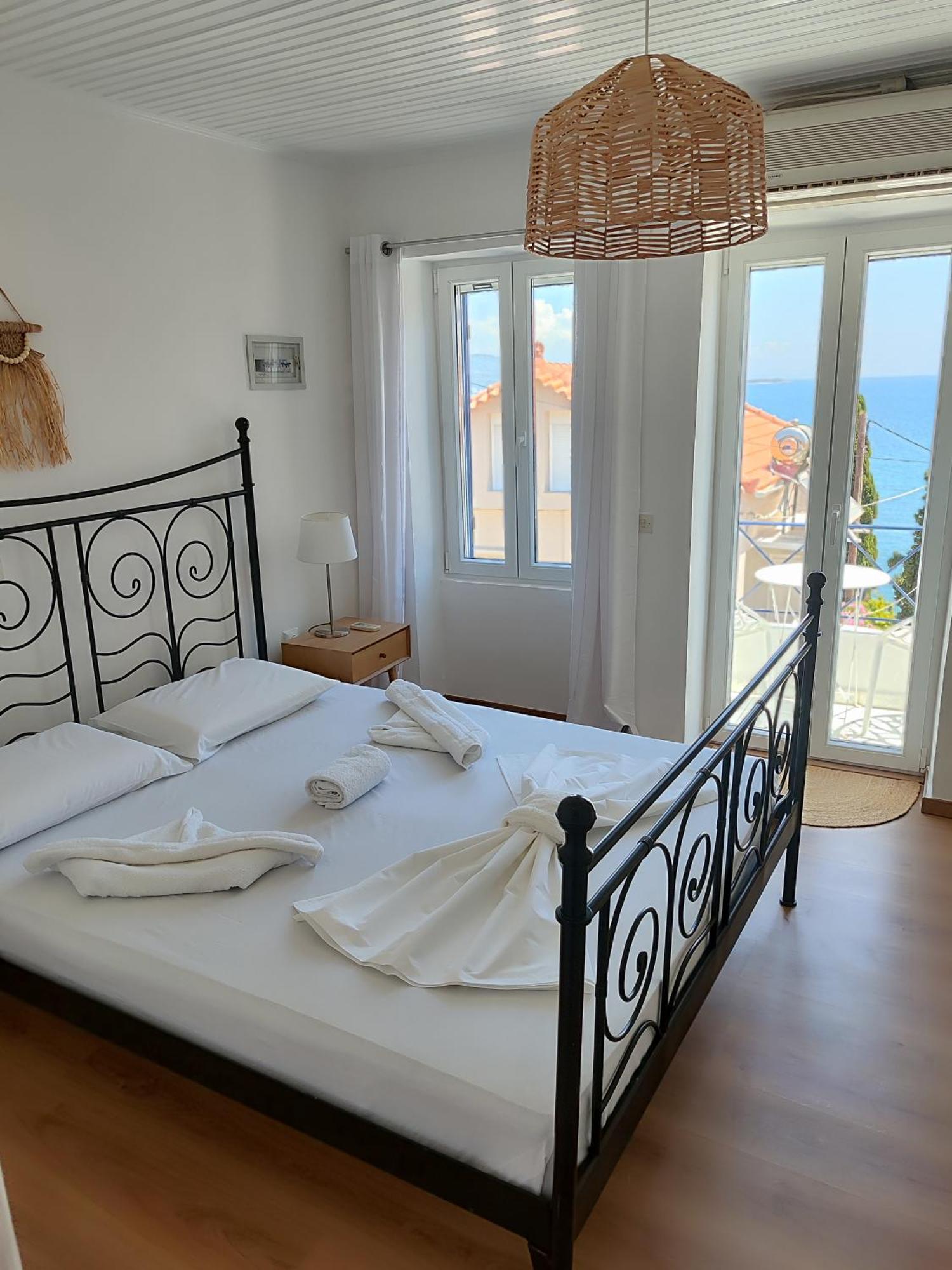 Lions House Pythagorio Villa Ngoại thất bức ảnh